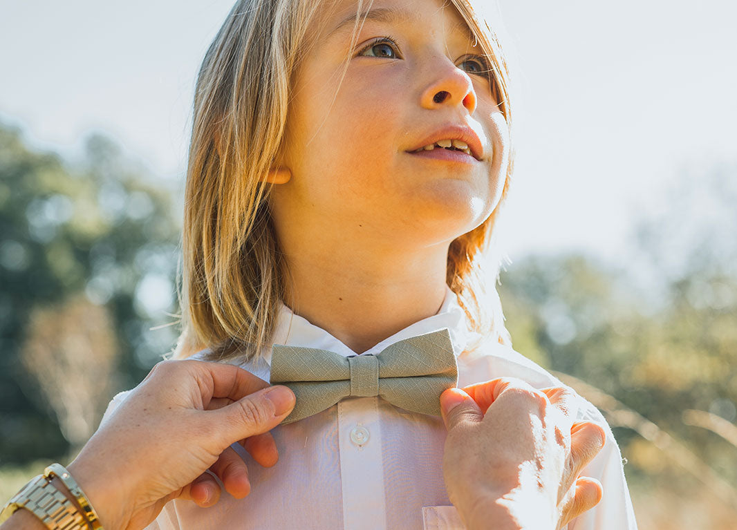 Choisir la Bonne Taille de Nœud Papillon pour Enfants et Bébés Obraz