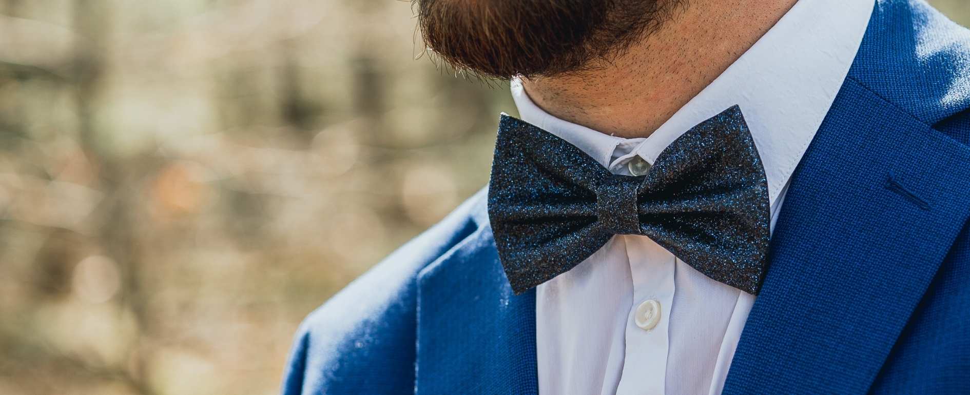 Accessoires de Costume : Les Indispensables pour un Look Parfait 🕴️ Obraz